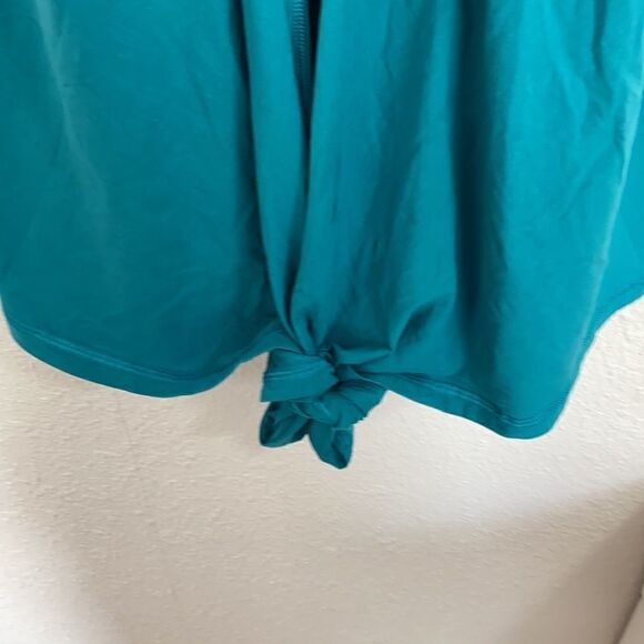 ⭐️Nancy Rose Performance Fusion Wrap Top - Picture 3 of 11